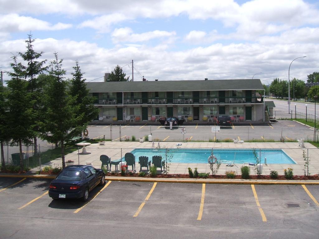 Motel Montcalm Gatineau Luaran gambar